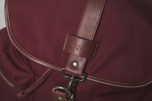 detalle mochila ash vino